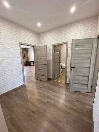 Оренда трикімнатної роздільної квартири в ЖК Soho ГЕНЕРАТОР біля метро Київ