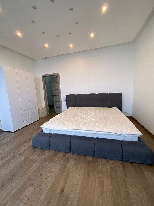 Оренда трикімнатної роздільної квартири в ЖК Soho ГЕНЕРАТОР біля метро Київ - зображення 2