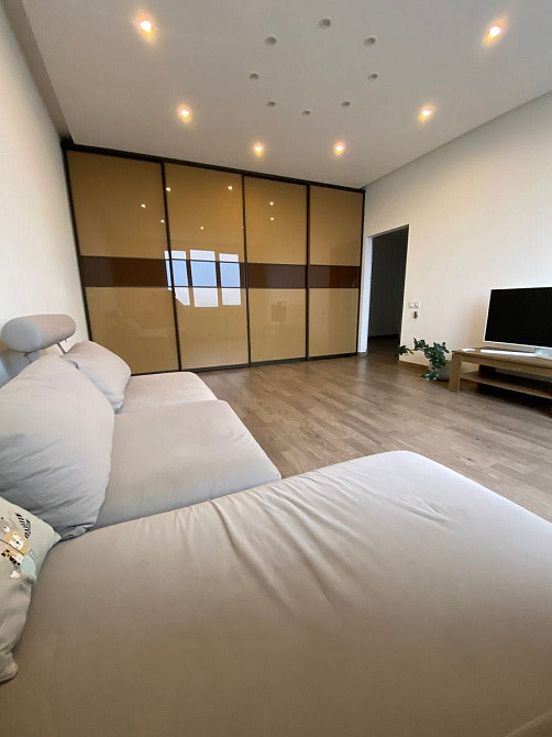 Оренда трикімнатної роздільної квартири в ЖК Soho ГЕНЕРАТОР біля метро Київ - зображення 7