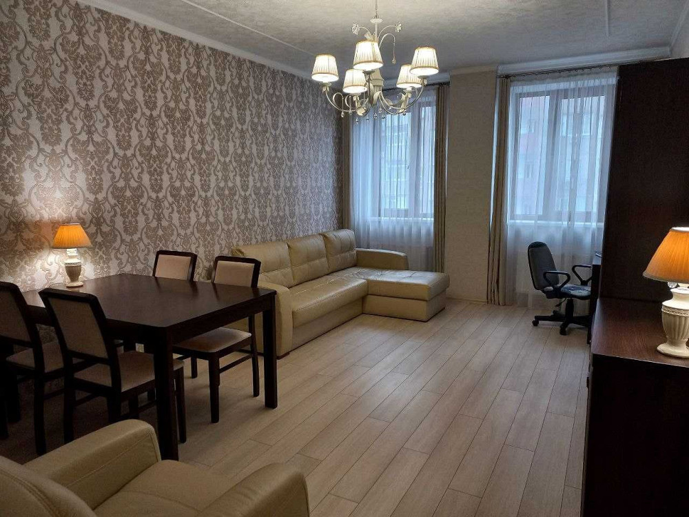 1 комнатная в ЖК Академгородок с ремонтом средний этаж Одесса - изображение 1