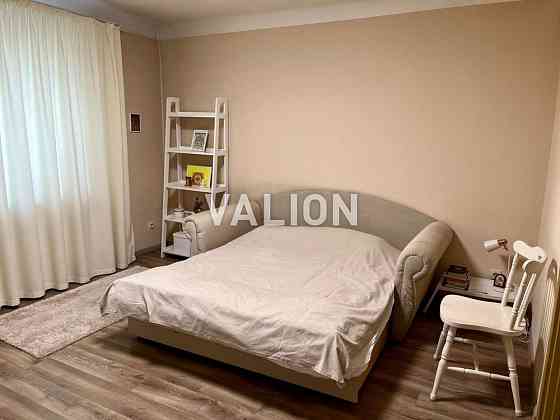 Продажа 2 комн.  48кв. м. Ул Введенская  Подол Киев