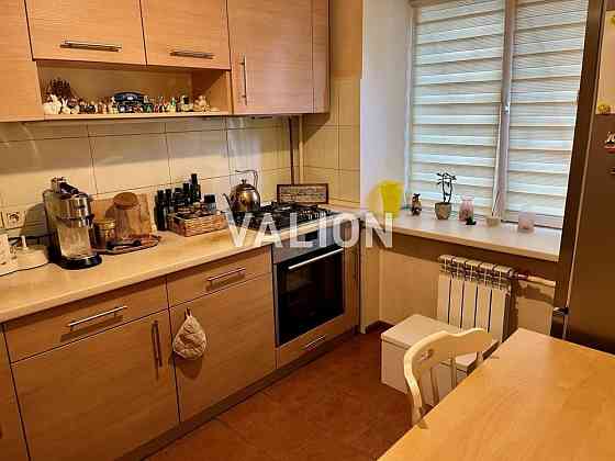 Продажа 2 комн.  48кв. м. Ул Введенская  Подол Киев