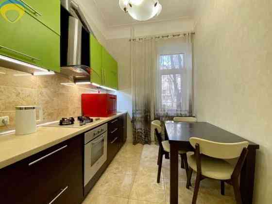 Продам 2к СТАЛИНКУ с евроремонтом у МОРЯ на Французском бульваре Одесса