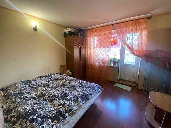 Кирпич, газ и море видно! Хорошая 3-х комнатная на Таирово! Одесса