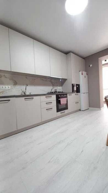 Здам 1о ЖК "Щасливе", вул. Студентська Ровно - изображение 3