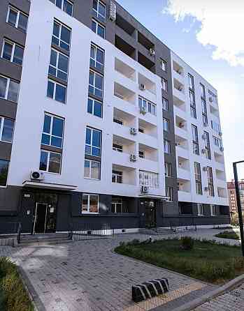 Продається 1-кімнатна квартира у вже зданому житловому комплексі "Щасл Ужгород
