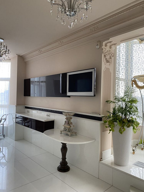 Аренда VIP 4х комнатной квартиры Владимирская 49 а Золотые ворота Киев - изображение 8