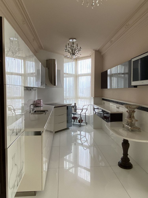 Аренда VIP 4х комнатной квартиры Владимирская 49 а Золотые ворота Киев - изображение 5