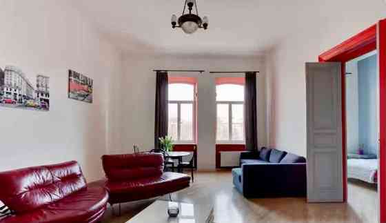 Оренда великої квартири з видом на Оперний театр, проспект Свободи Львів