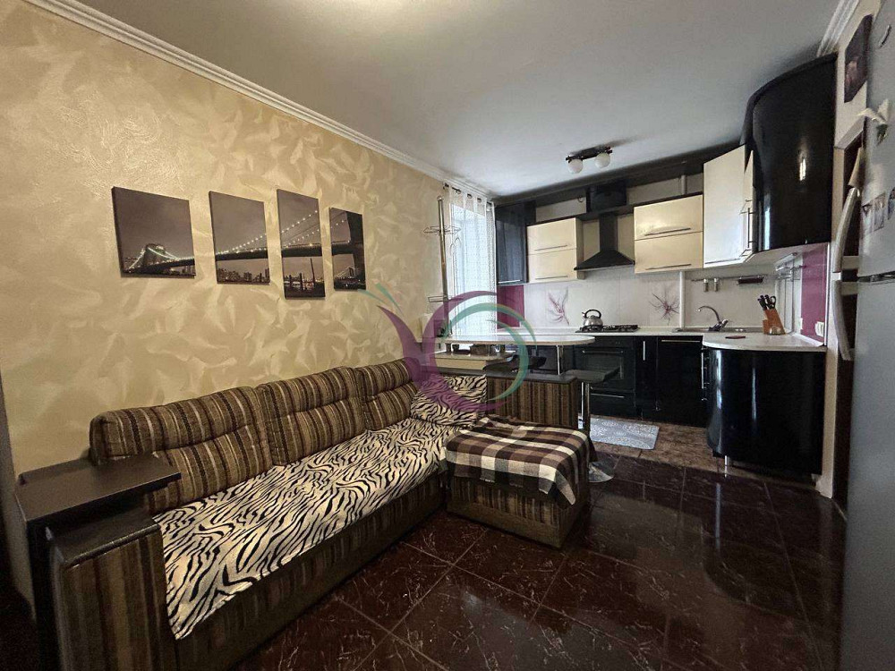 3-к. квартира з меблями та технікою за вул. Стуса Івано-Франківськ - зображення 1