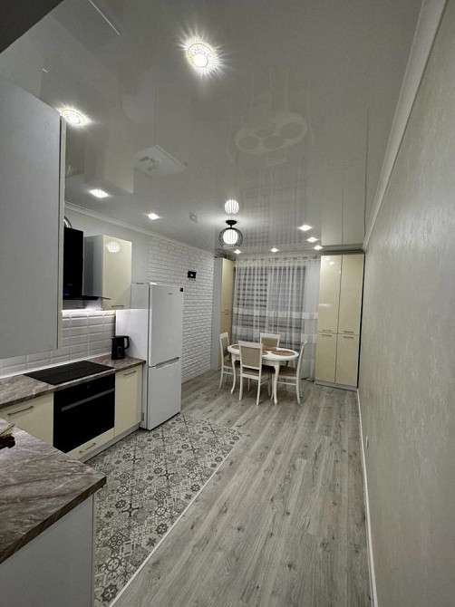 Продаж 1-к квартири в ЖК На Щасливому,2-й поверх,затишна. Ровно - изображение 7