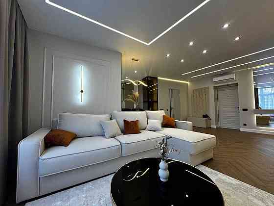 Две спальни+кухня-гостиная, 95 кв.м. 42 Жемчужина/Аркадия Одеса