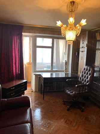 Продам 1к Князей Острозких (Московская), 17/2  Арсенальная Печерск Киев