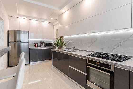 Продаж 3 кім. кв. з терасою на Львів вул. Шевченка ЖК Велика Британія Львів