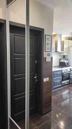 Продам трикімнатну квартиру нна Оболоні. Зої Гайдай 3, Минская Киев