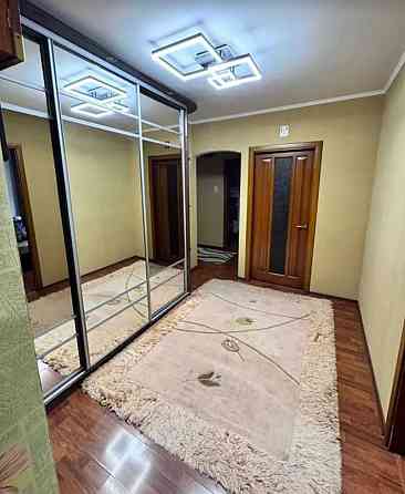 Здається 3-х кімнатна квартира в гарному районі, добрий стан. Вінниця