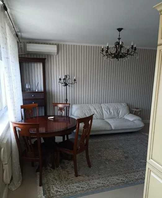 3к квартира с Евроремонтом возле метро Героев труда 522 м/р Харків - зображення 1