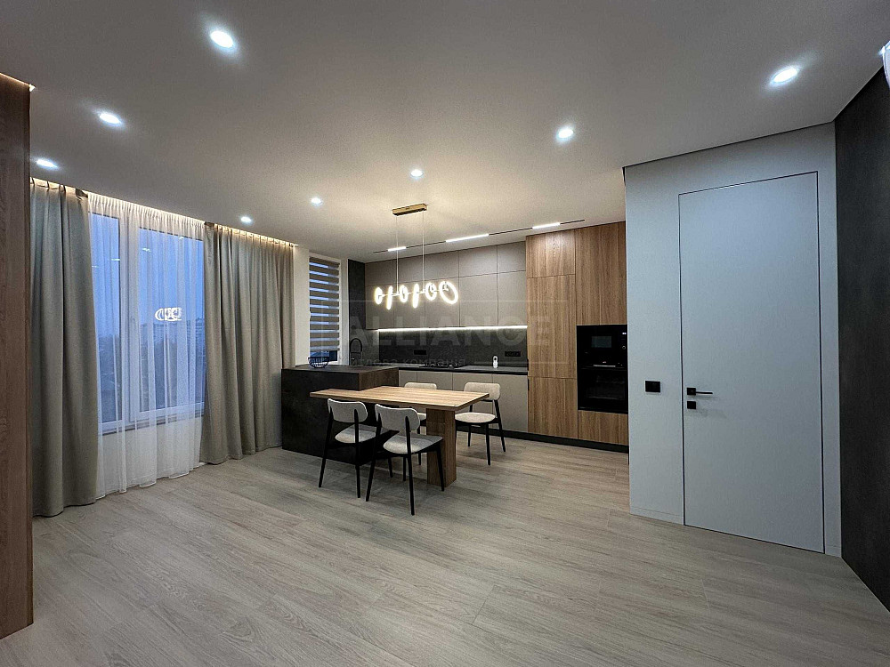 3к .квартира з дизайнерським ремонтом в ЖК Преміум класу Івано-Франківськ - зображення 5