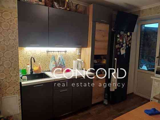 Метро Святошин. Борщагівка. Продам 3к Академіка Корольова вул., 2-А Киев