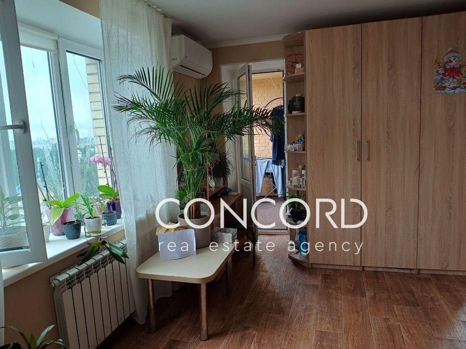 Метро Святошин. Борщагівка. Продам 3к Академіка Корольова вул., 2-А Киев - изображение 2