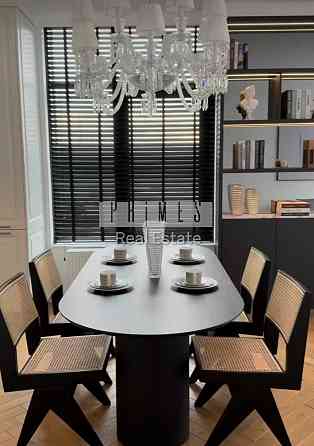 Драгомирова, Новопечерські липки, 88м3, Новий ремонт, дві спальні. Киев