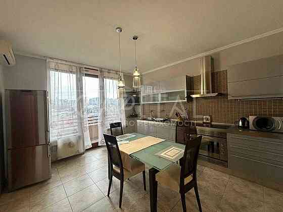 Оренда 
Київ, Голосіївський район, вул. Жилянська, 59 «Дипломат Холл» Киев