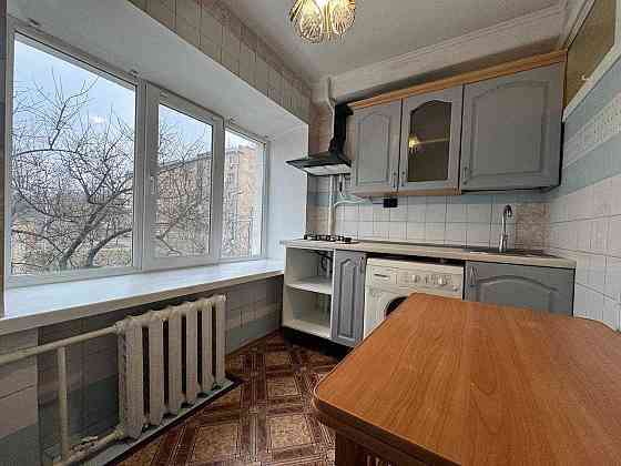 Вільна 2-х кім квартира Забоболотного Киев