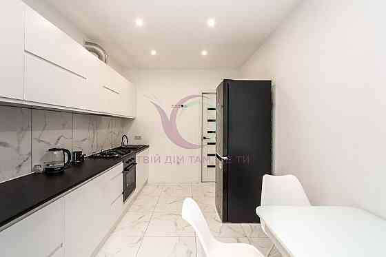 Простора 1-к.квартира за вул. Національної Гвардії Івано-Франківськ