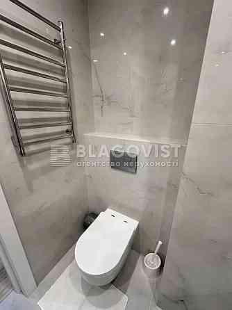 Оренда квартири на вул.Змієнка Всеволода 19,2-о кімнатна Киев