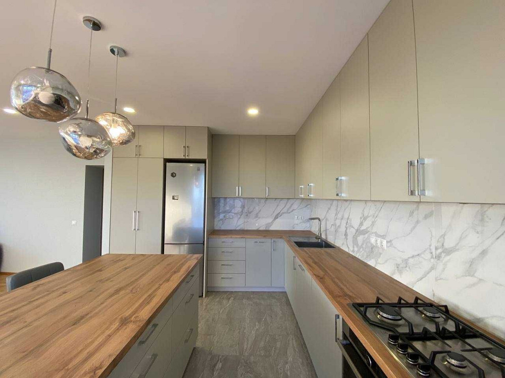 Продаю чудову квартиру поруч річки у ЖК Листопад Івано-Франківськ - зображення 2