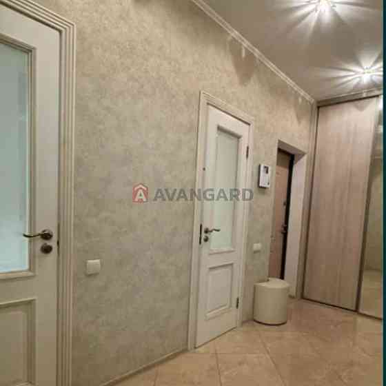 Продаж 3-кімнатна / ЖК 'Ліко-град' / вул. Здановської 50/2 Киев