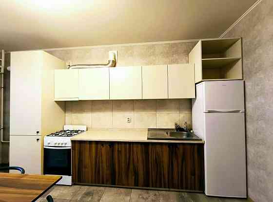 З диваном, ліжком та балконом 1 кім  в ЖК Київський маєток Софиевская Борщаговка