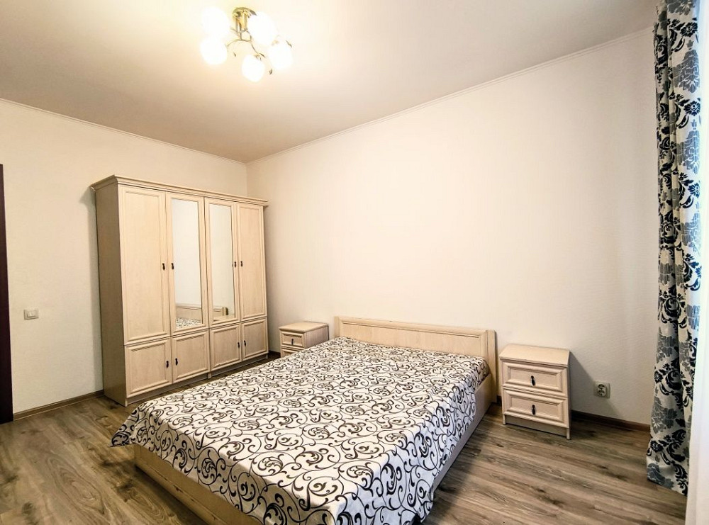 З диваном, ліжком та балконом 1 кім  в ЖК Київський маєток Софиевская Борщаговка - изображение 6