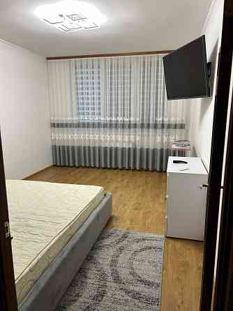 сдам 2-кімнатну квартиру на Гмирі Киев