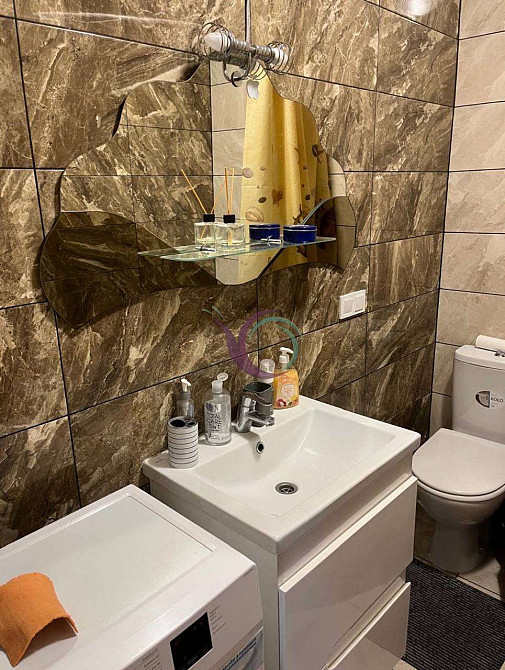 Простора 3-к. квартира за вул. Макогона Івано-Франківськ - зображення 2