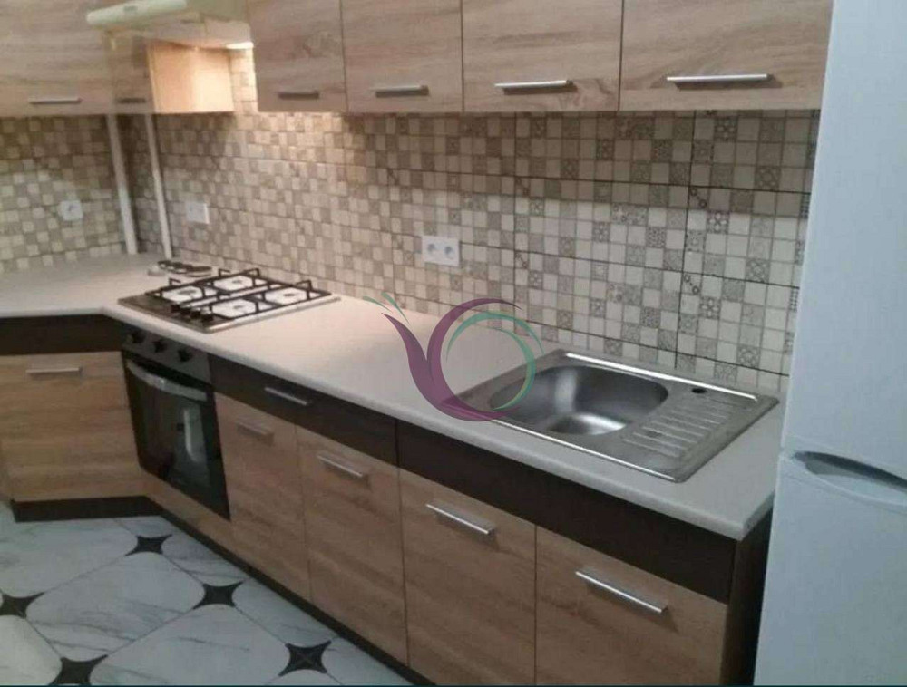 Простора 3-к. квартира за вул. Макогона Івано-Франківськ - зображення 7