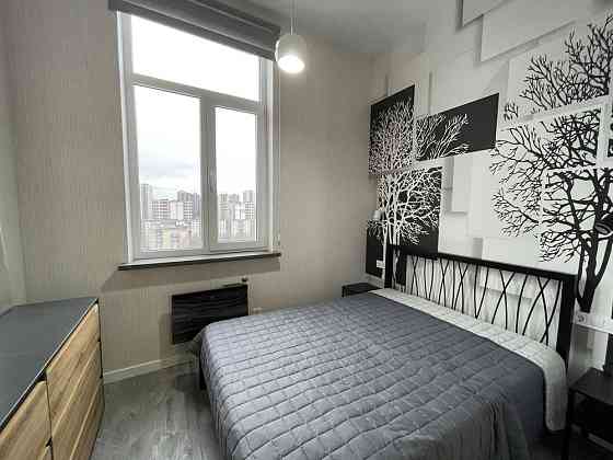 Перша здача, євро 1 кімнатна, закритий жк, Світлицького 35, Ретровіль Киев