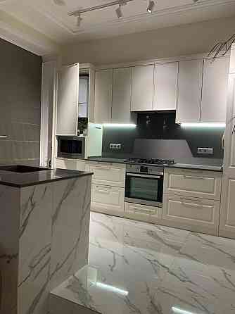 Здам двоповерховий пентхаус на Буніна Одеса