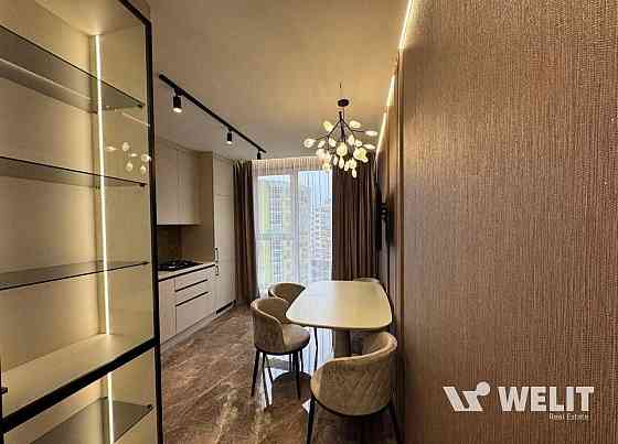 Довготривала оренда дизайнерської квартири в ближньому центрі Львів