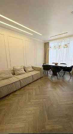 красивая, стильная двуспальная квартира в жк Омега Одеса