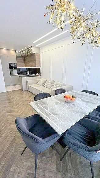 красивая, стильная двуспальная квартира в жк Омега Одесса - изображение 1