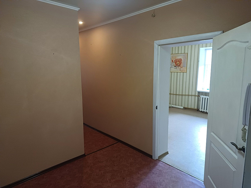 Продаж 2к на Соцмісті з капітальним ремонтом Кривий Ріг - зображення 1