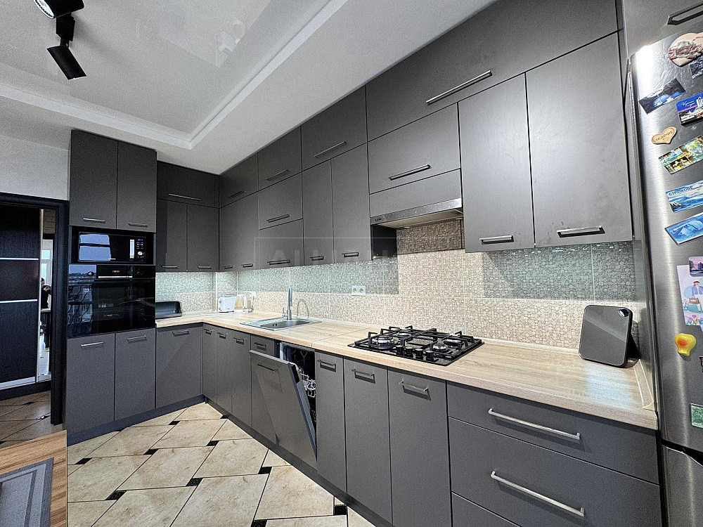 ТЕРМІНОВО продам 2 кім. квартиру в ЖК Різдвяний Івано-Франківськ - зображення 2