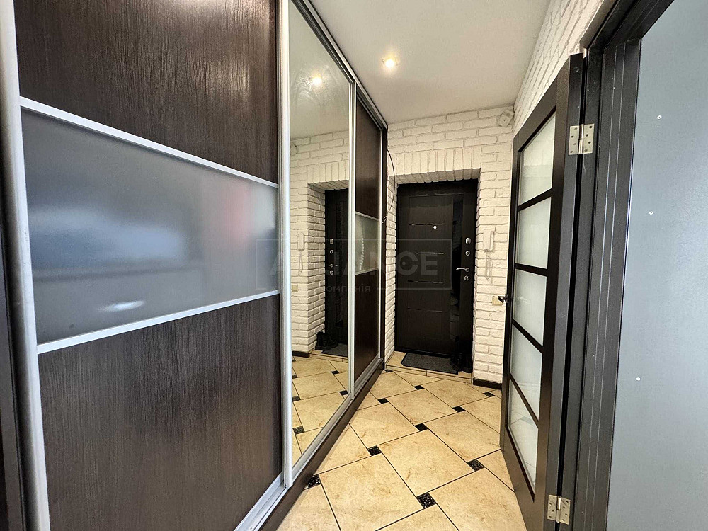 ТЕРМІНОВО продам 2 кім. квартиру в ЖК Різдвяний Івано-Франківськ - зображення 4