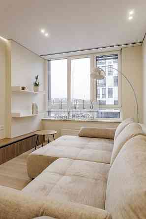 Продажа роскошной квартиры 3к 71м2, Файна Таун, Салютная, 2Б Киев