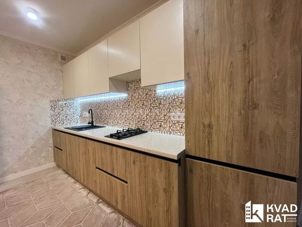 Однокімнатна квартира з ремонтом в ЖК Фемелі Плаза. 3-ій поверх. Центр Івано-Франківськ - зображення 1