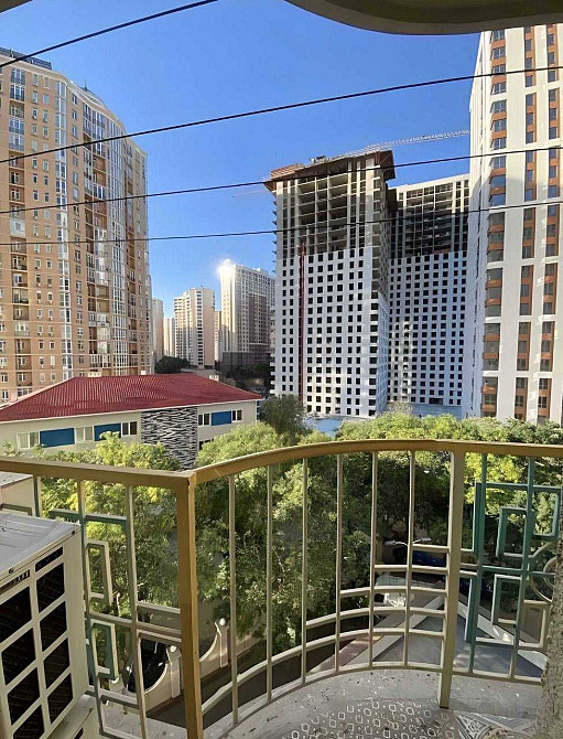 Белоснежная квартира в Аркадии Балкон Гардеробная Паркинг Одесса - изображение 4