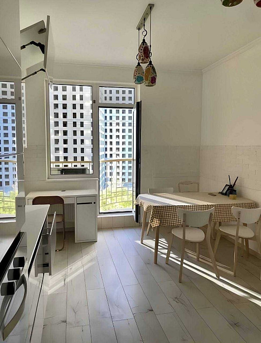 Белоснежная квартира в Аркадии Балкон Гардеробная Паркинг Одесса - изображение 1