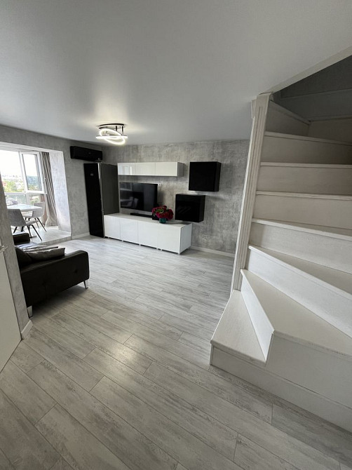 Продаж двокімнатної дворівневої Квартири Центр Сказка      ID-31-2 Миколаїв - зображення 2