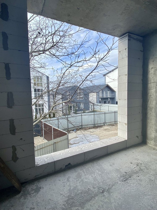 Продаж квартири у новому Ж/К до метро 5 хв Київ - зображення 1